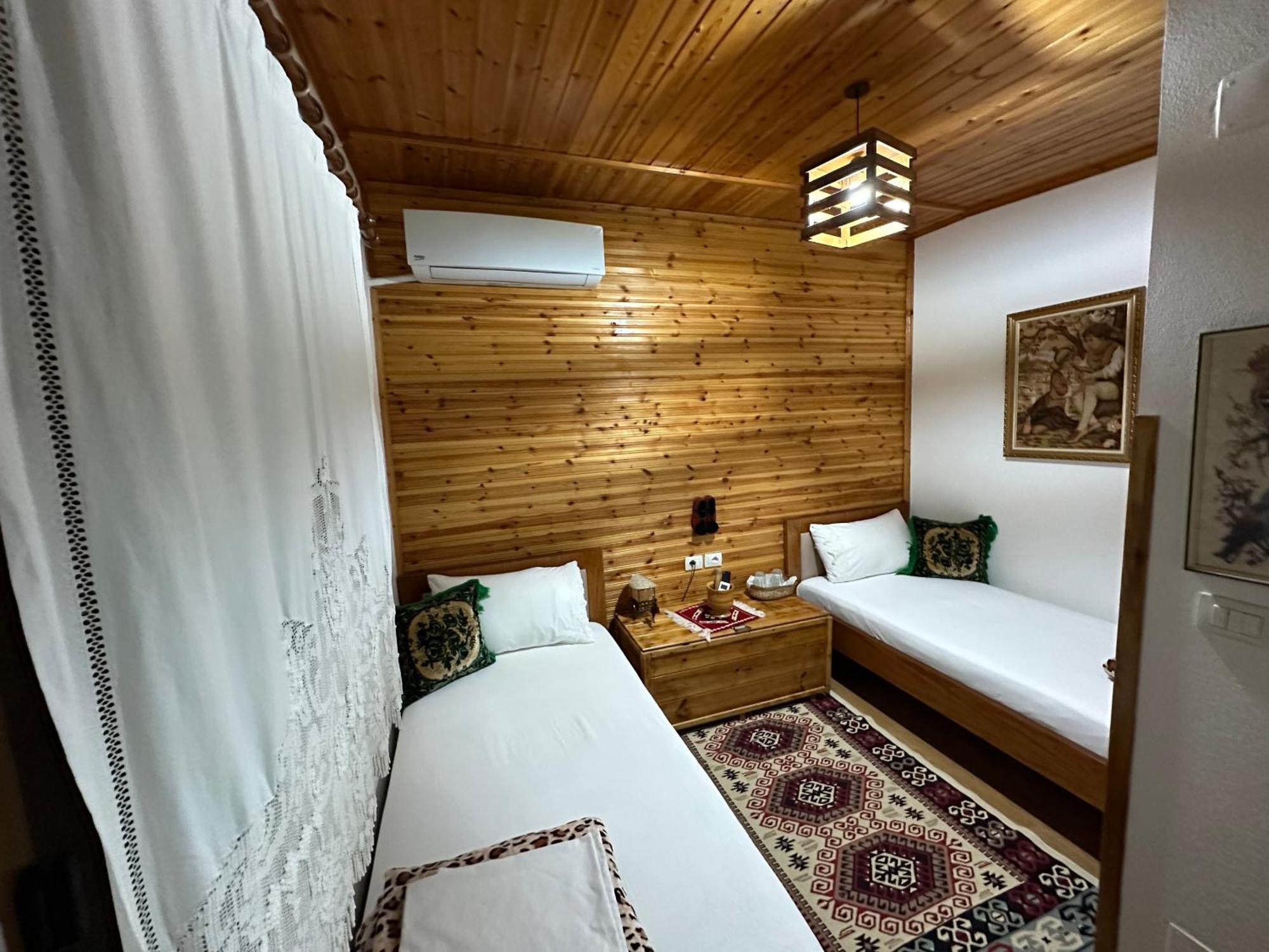 Ahmetaj Hotel