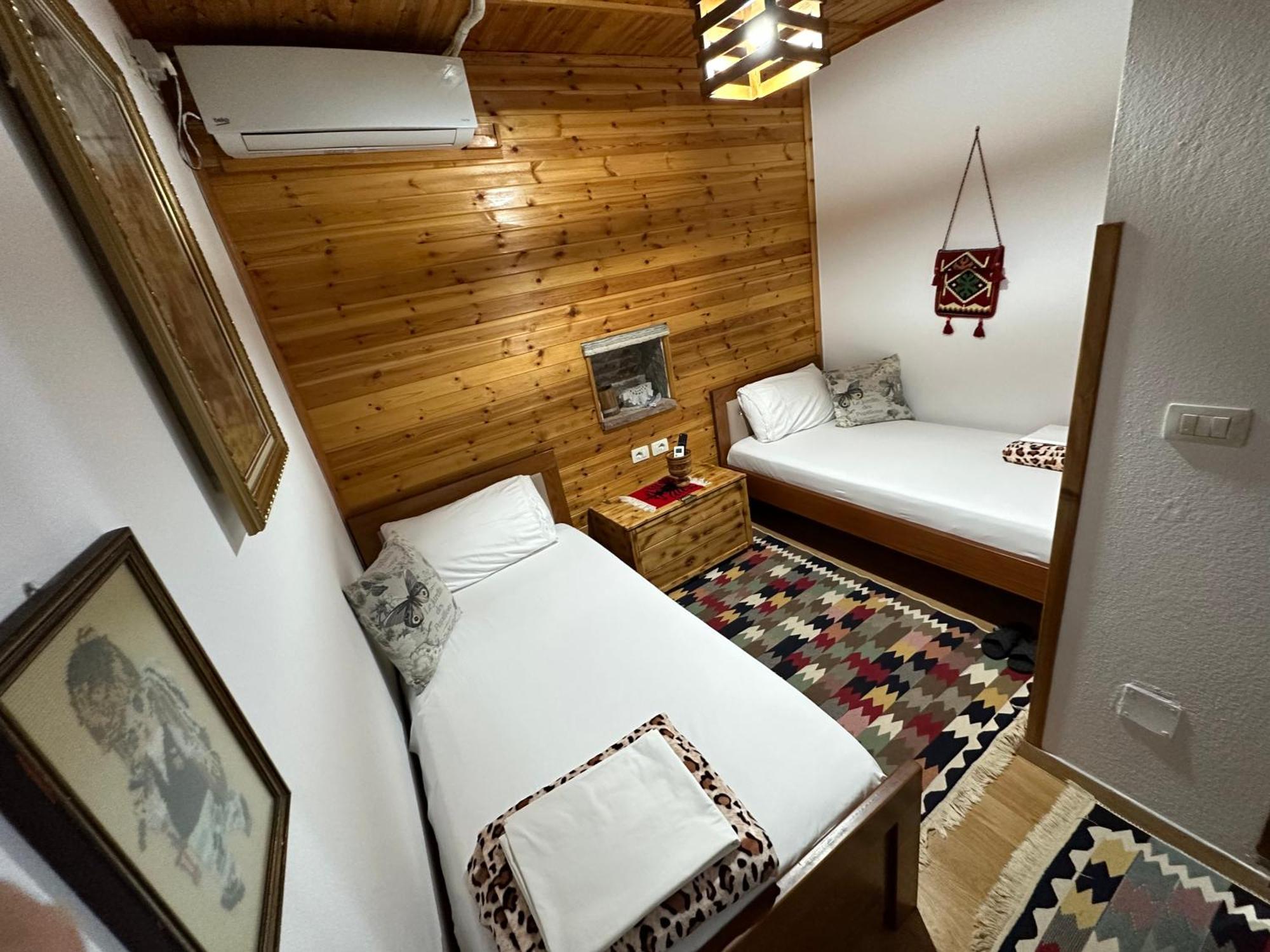 Ahmetaj Hotel 3*