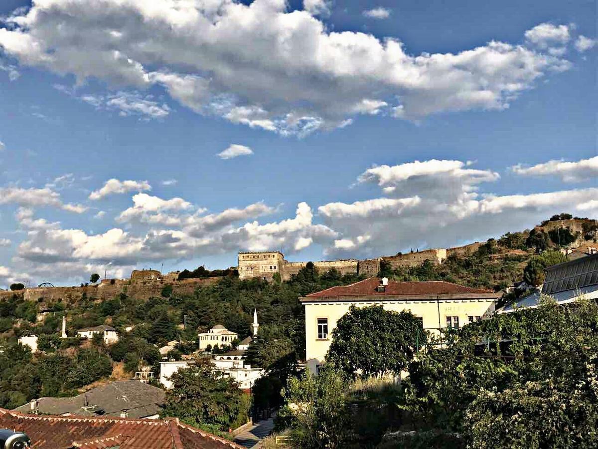 Ahmetaj Hotel 3*